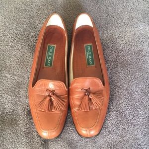 Cole Haan loafers / flats